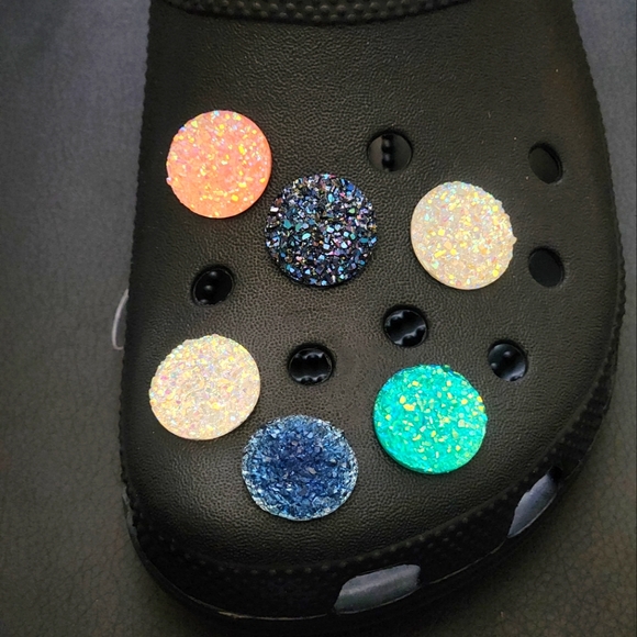 6 piece croc charms - Picture 1 of 2